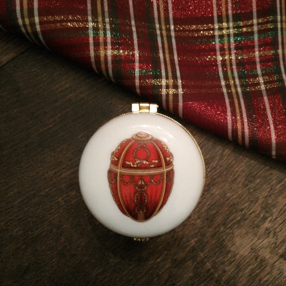 Romanov egg trinket box - Picture 3 of 4